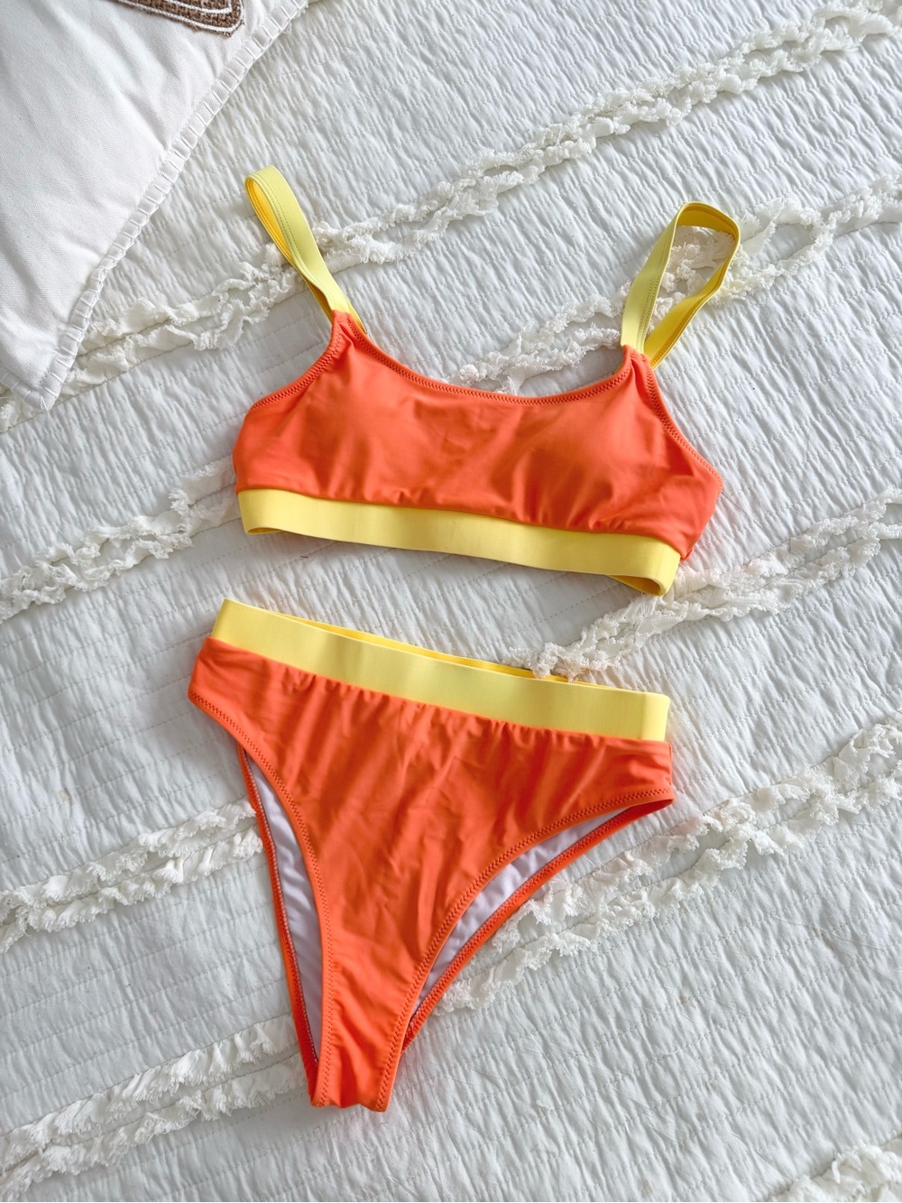 Color block bikini set 🧡